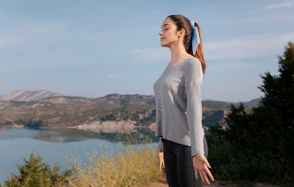 10 Ways to Naturally Reduce Anxiety - Step 1 - Deep Breath - By Healthietips